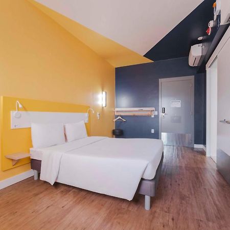 Ibis Budget Farroupilha Eksteriør bilde