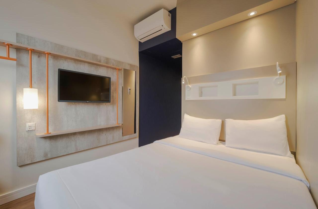 Ibis Budget Farroupilha Eksteriør bilde